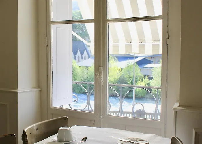 Sainte Marie ホテル 2*